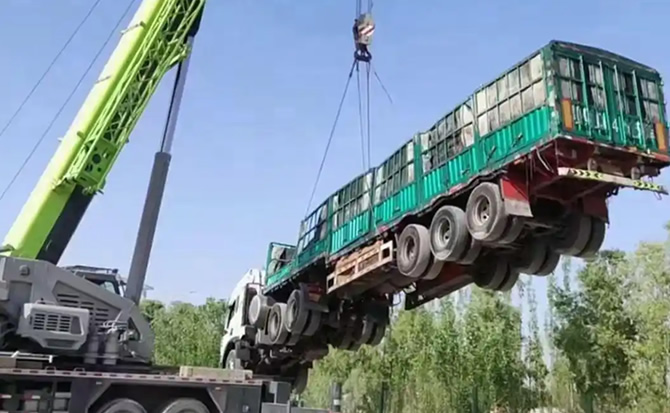 米东区道路脱困救援案例